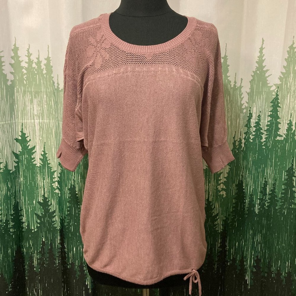 Beautiful dusty rose blouse, ultra soft fabric, adjustable waist tie, size small